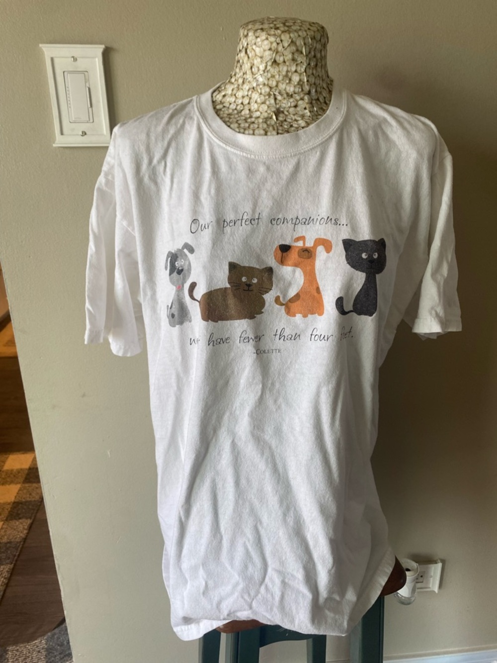 Y2K Pets Cat Graphic T-Shirt in White with Multicolor Pet Artwork